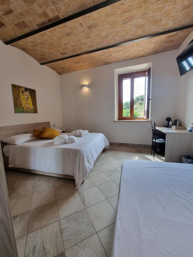 Casale Dei Priori Bed and Breakfast Rocca Massima Eksteriør billede