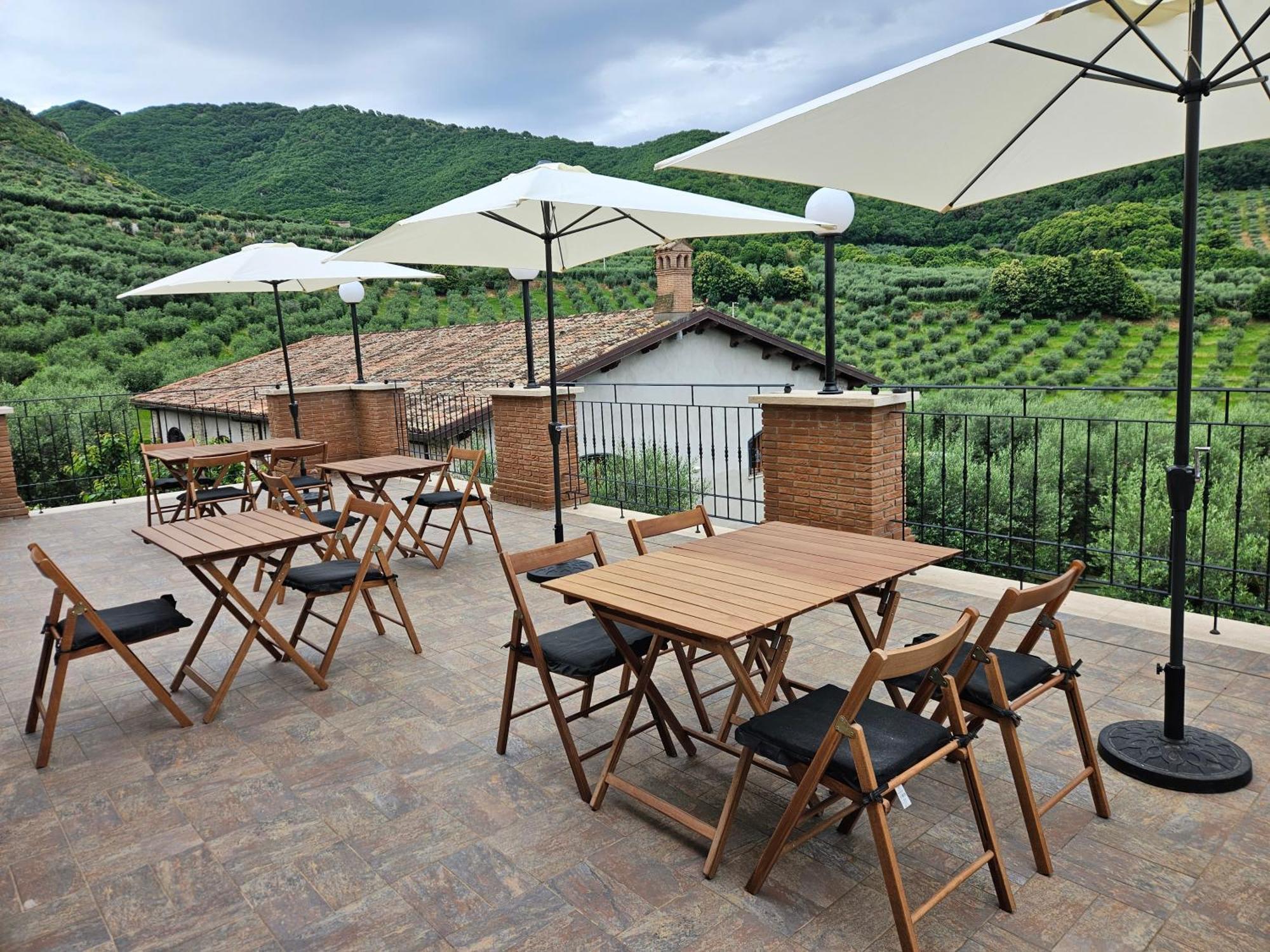 Casale Dei Priori Bed and Breakfast Rocca Massima Eksteriør billede
